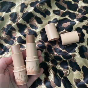 Bronzer + Highlighter Stick